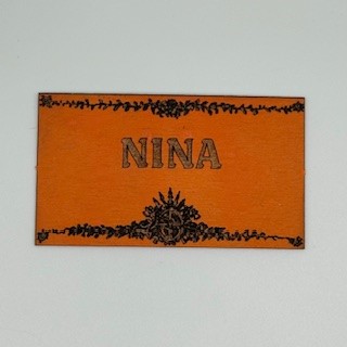 Nina Nameplate Wood 40x70mm