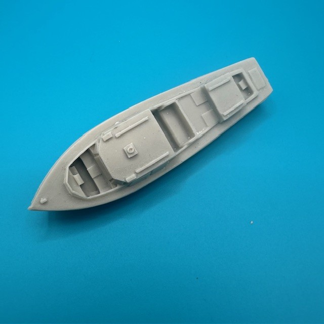 35ft Royal Navy Fast Motor Boat 83mm 1:128 Scale