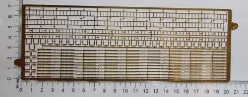 1:75 3 rail stanchions and vertical rung ladders