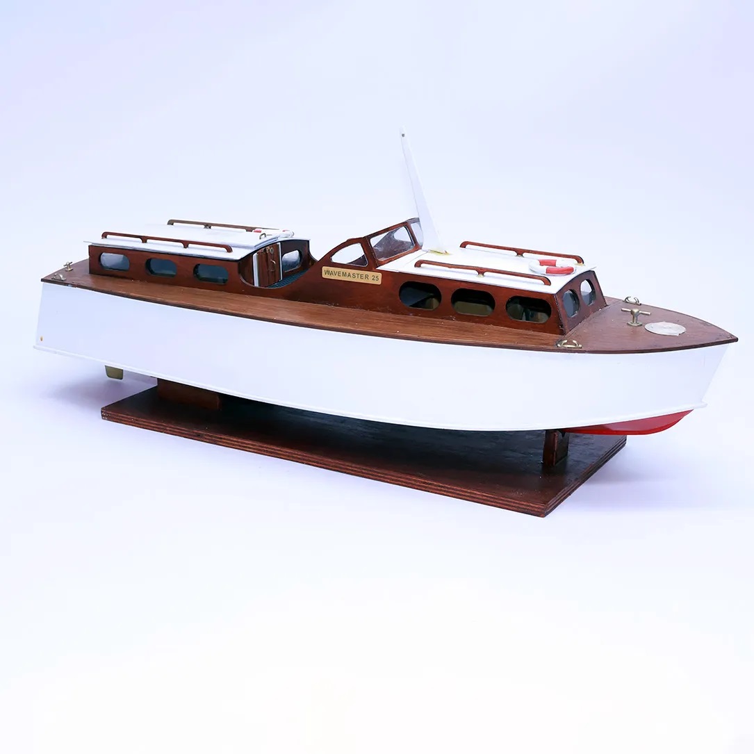 SLEC Crash Tender Model Boat Kit with Fittings Set