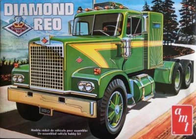 AMT Diamond Reo Tractor Truck 1:25 Scale