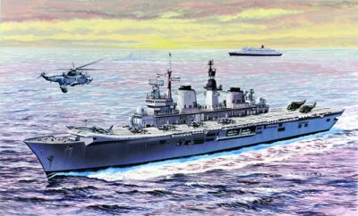 Dragon HMS Invincible Light Aircraft Carrier 1:700 Scale