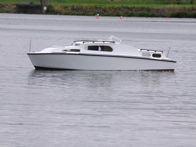 Cabin Cruiser Model Boat Kits 7.5, 2020 Tahoe Pontoon Boats For Sale ...
